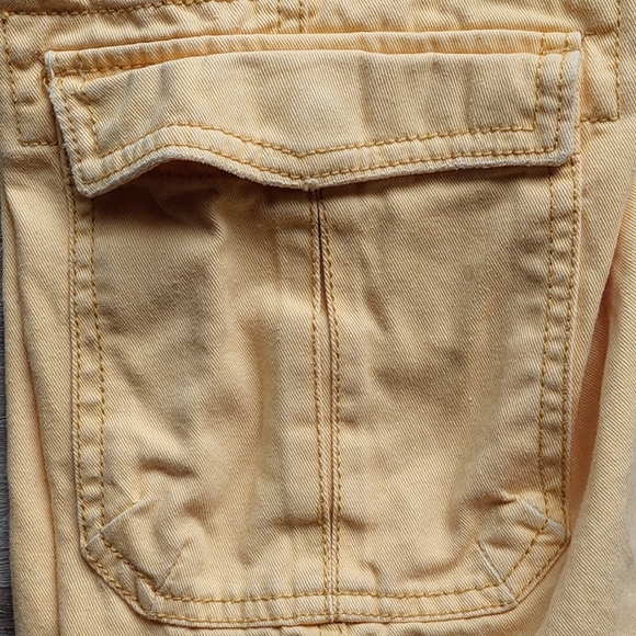 2012 vguc Mini Boden size 7 yellow cargo shorts - Picture 6 of 13